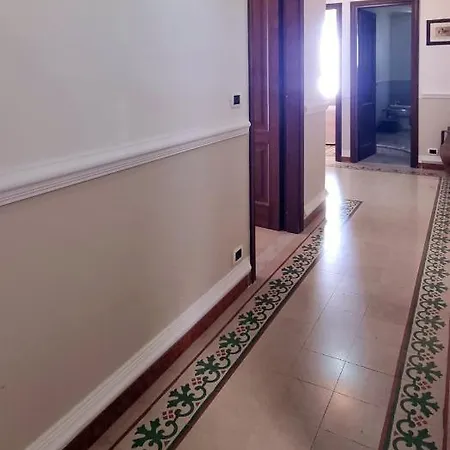 Dimora Ventimiglia アパート